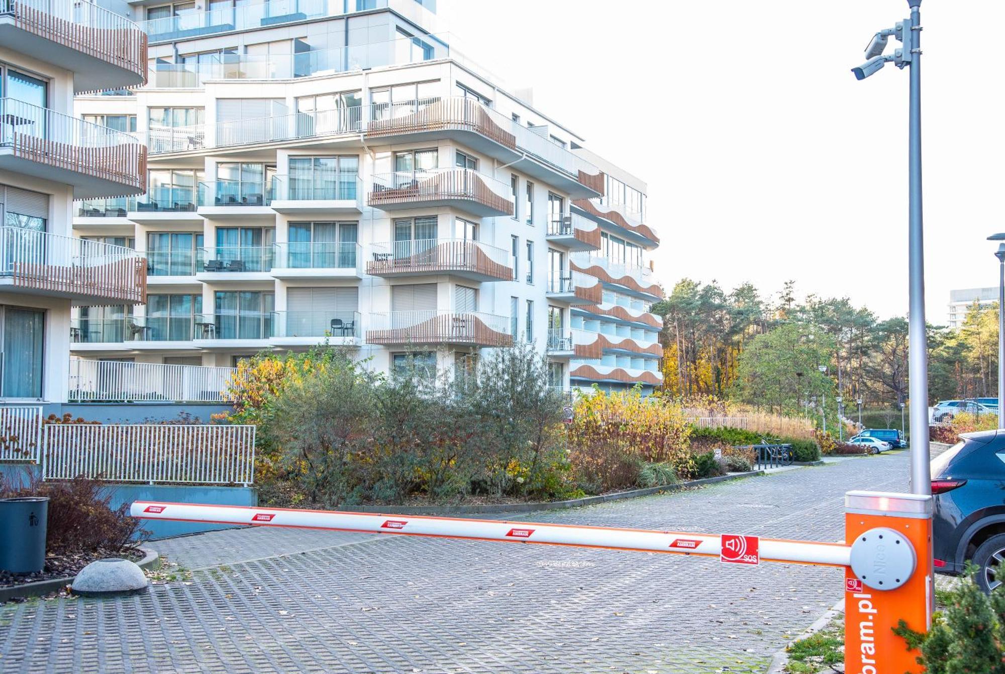 Apartamenty Na Wyspie - Albus & Rubus - Parking 斯维诺乌伊希切 外观 照片